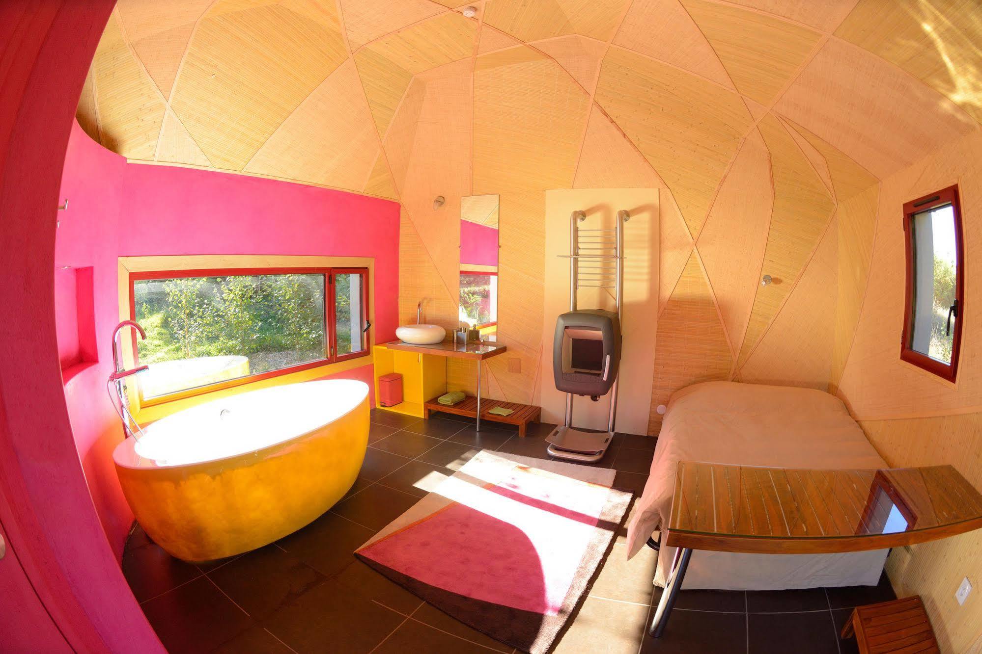 Terragora Lodges - Hebergement Atypique Les Épesses Екстериор снимка